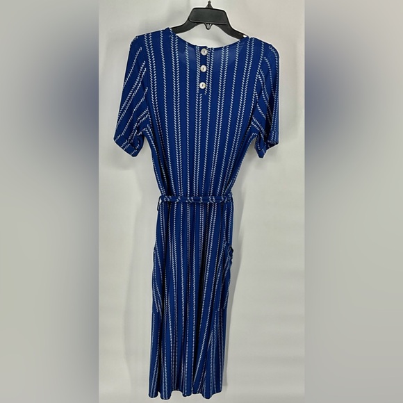 Betsey’s Boutique Shop Navy Blue Striped Slip Lined Pocket Button Back Dress L - Picture 4 of 7